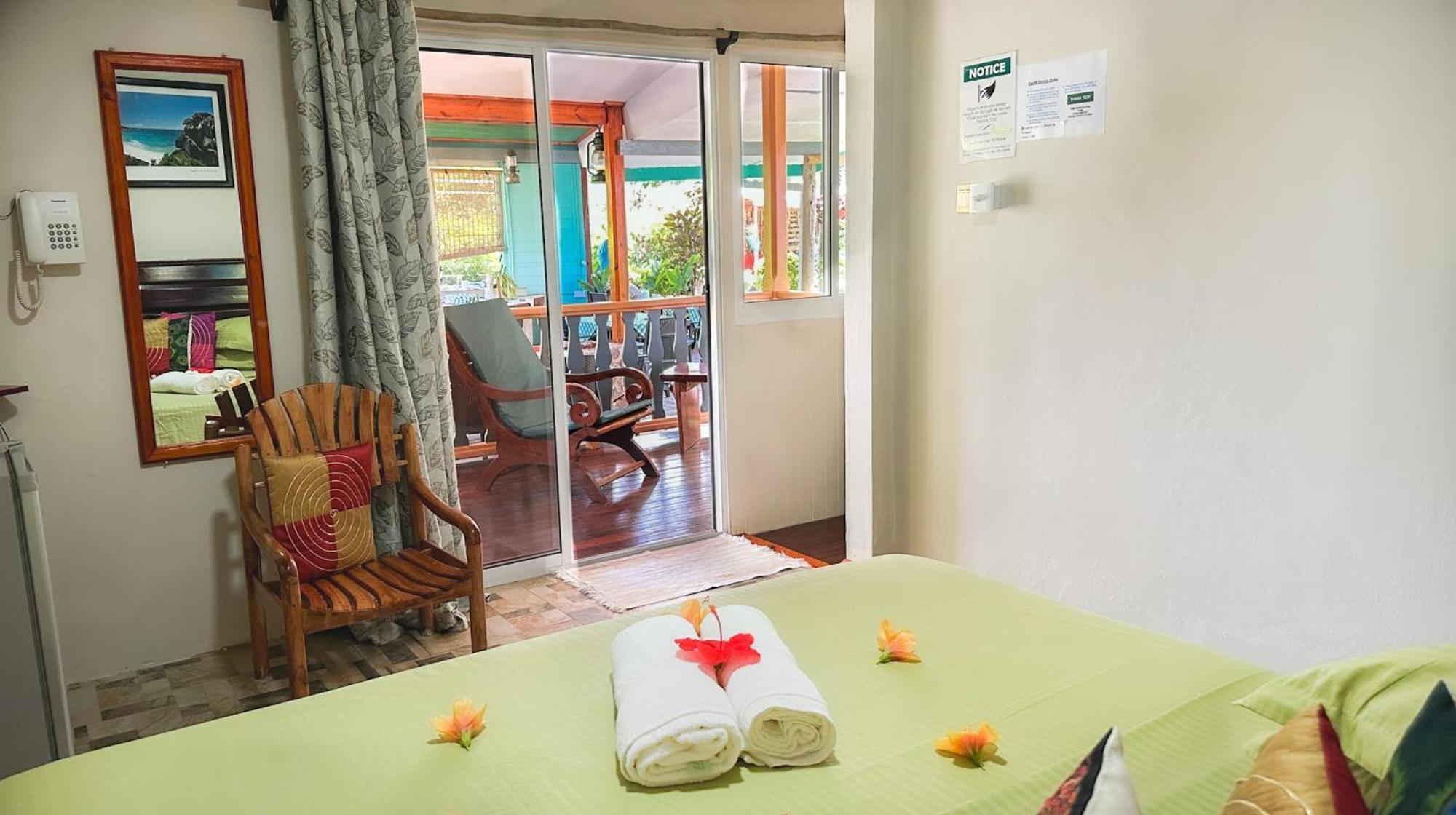 Bwaver Cottage La Digue Exterior foto